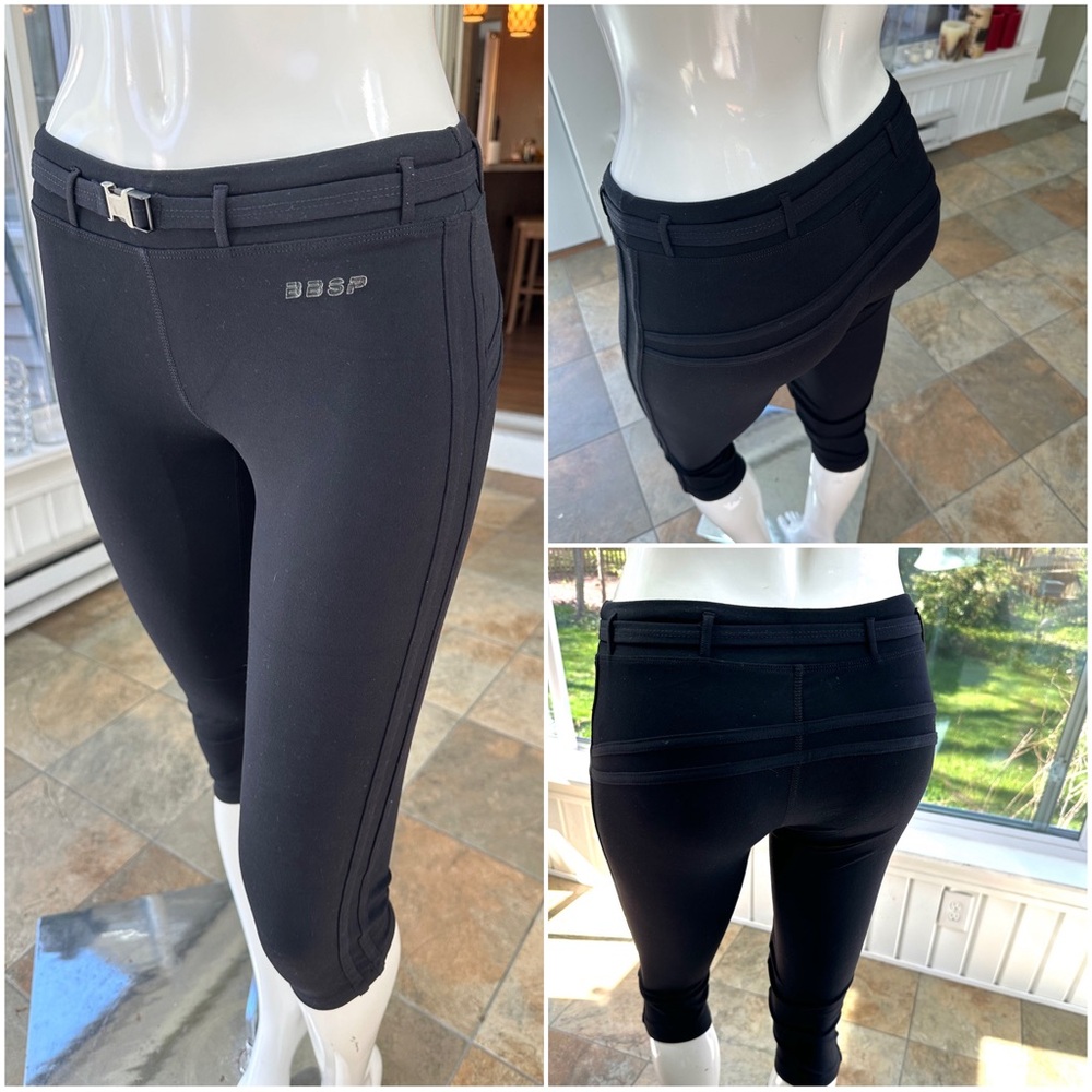 Bebe Sport Belted Capris, Sz XS NWOT